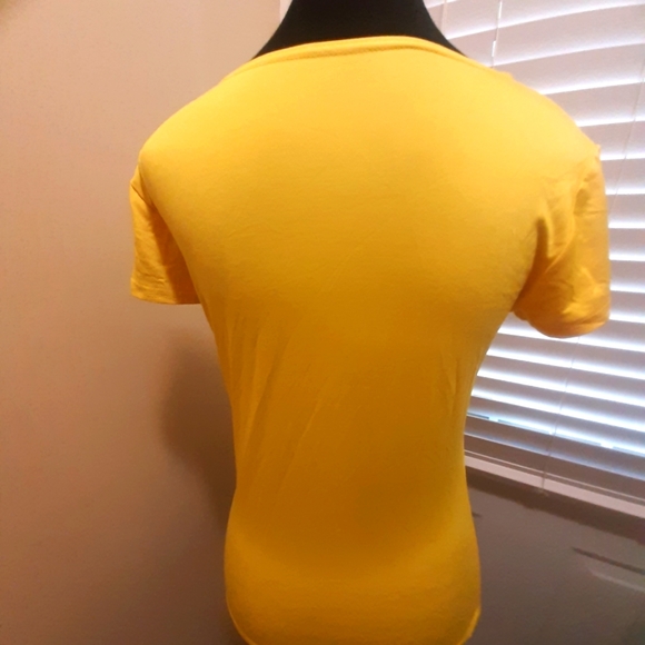 Guess  Tops - Picture 2 of 4